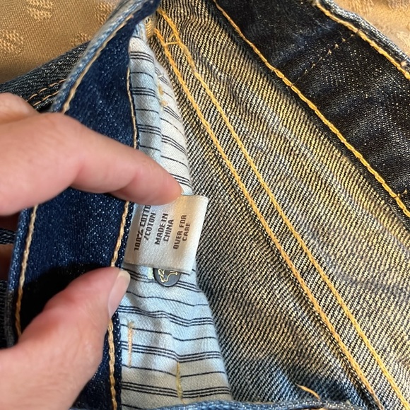 Abercrombie & Fitch shorty shorts - Picture 2 of 5